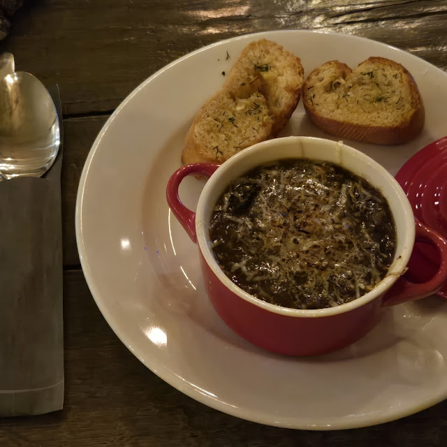 Zupa Cebulowa Z Grzankami