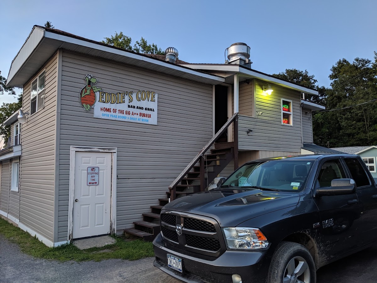 Amy’s Eddie's Cove - Photo 6