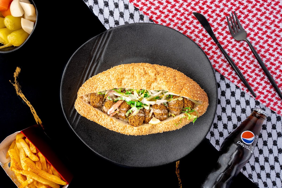Falafel Alrabiah Ras alKhaimah - فلافل الرابيه راس الخيمه - Photo 1