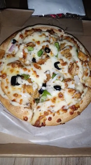 Whites Castle Pizza Sheikhupura - Photo 1