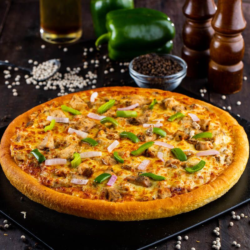 Whites Castle Pizza Sheikhupura - Photo 2