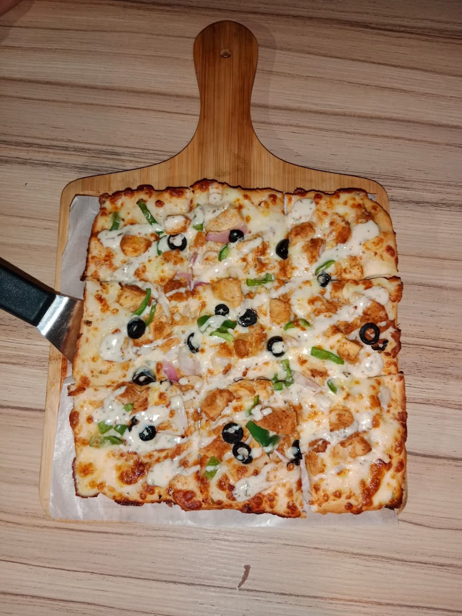 Whites Castle Pizza Sheikhupura - Photo 4