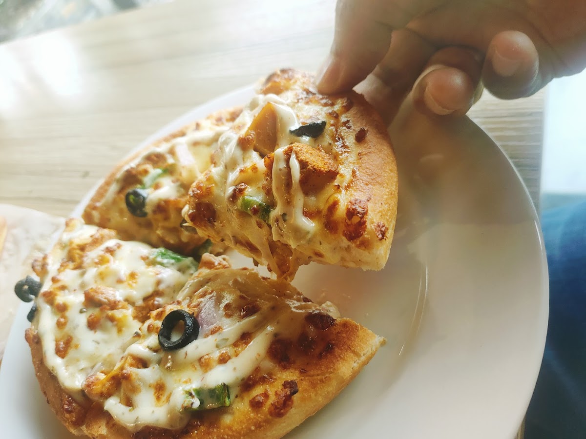 Whites Castle Pizza Sheikhupura - Photo 5