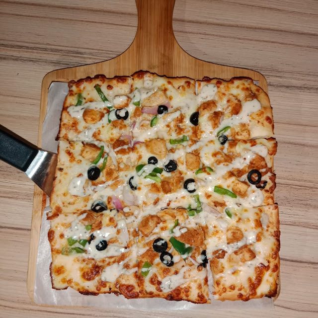 Square Pizza