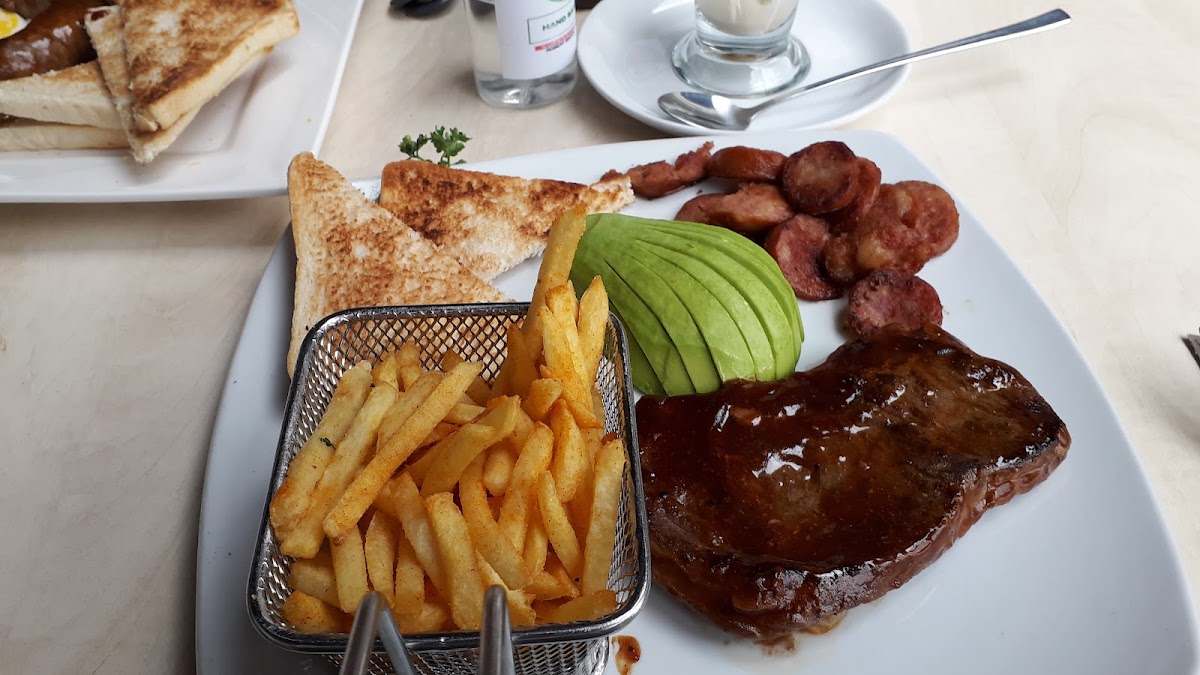 BeanTree Cafe - Photo 9