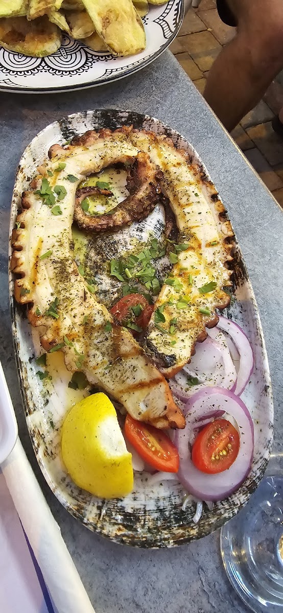 Fish Tavern Tsaparis - Photo 4