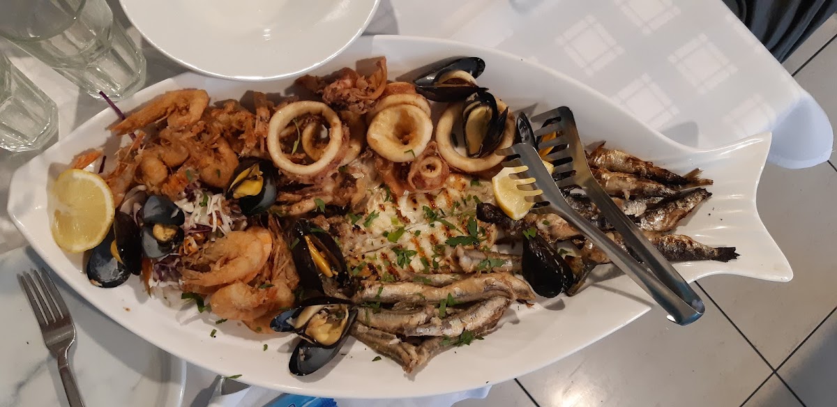 Fish Tavern Tsaparis - Photo 6