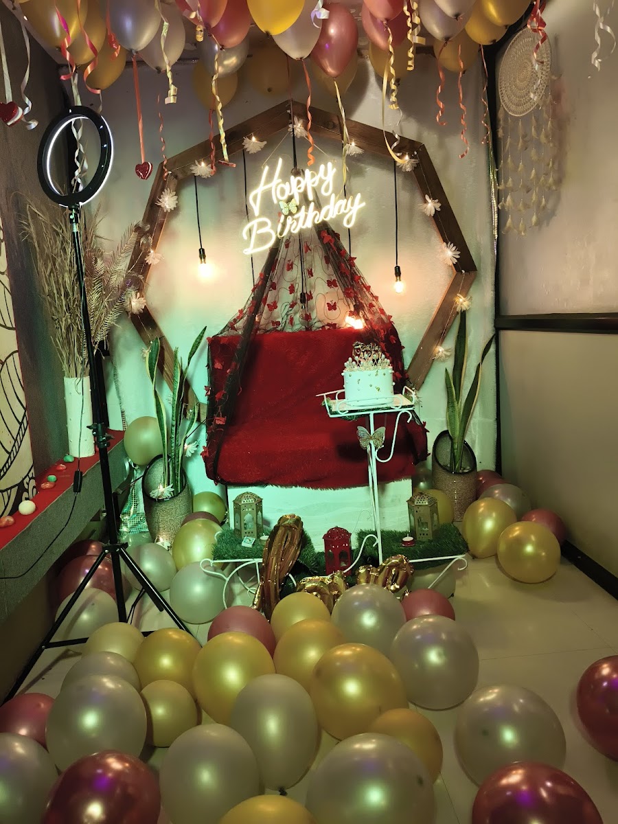 Love Bites Cafe and Mini Theatre - Photo 3