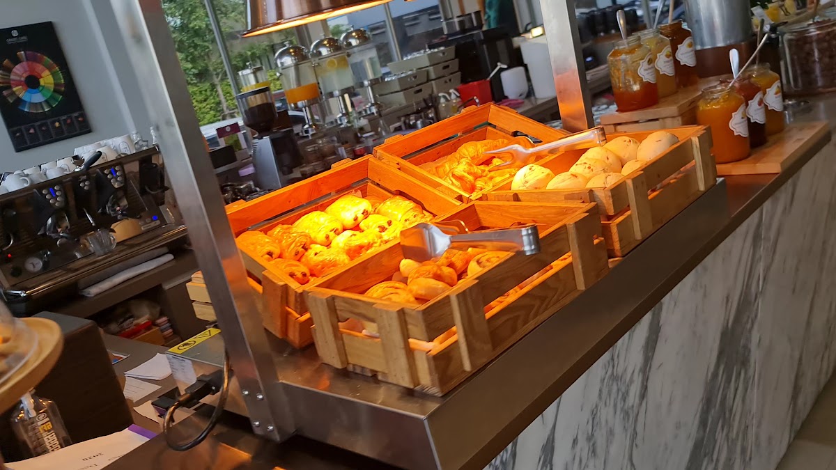 Salt Pattaya Restaurant - Photo 1
