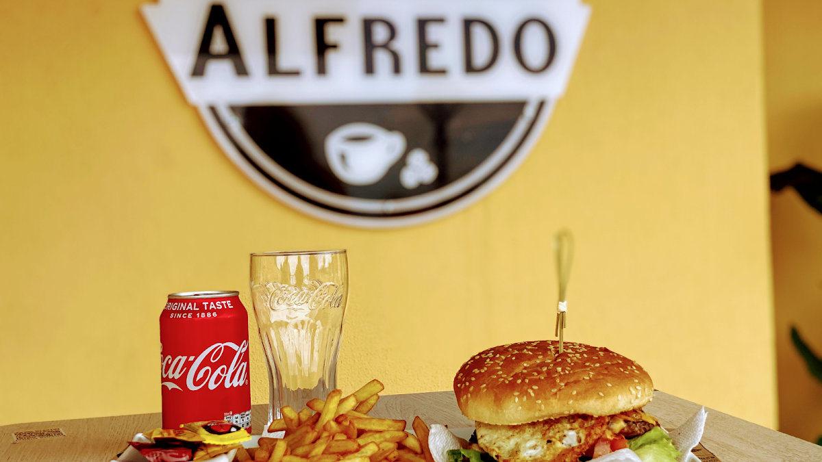 Cafe & Bar Alfredo - Photo 1