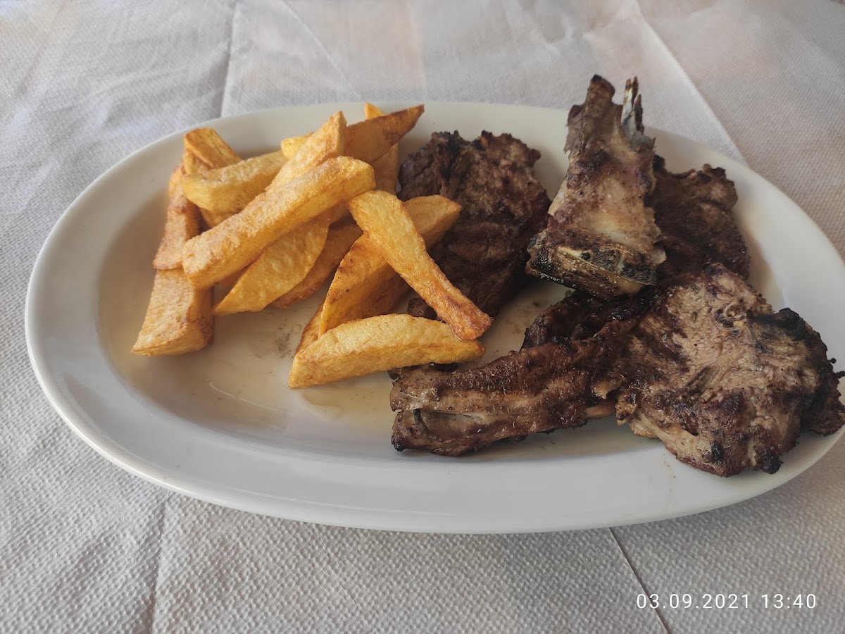 Taverna Stavrakakis O Kroustas - Photo 6