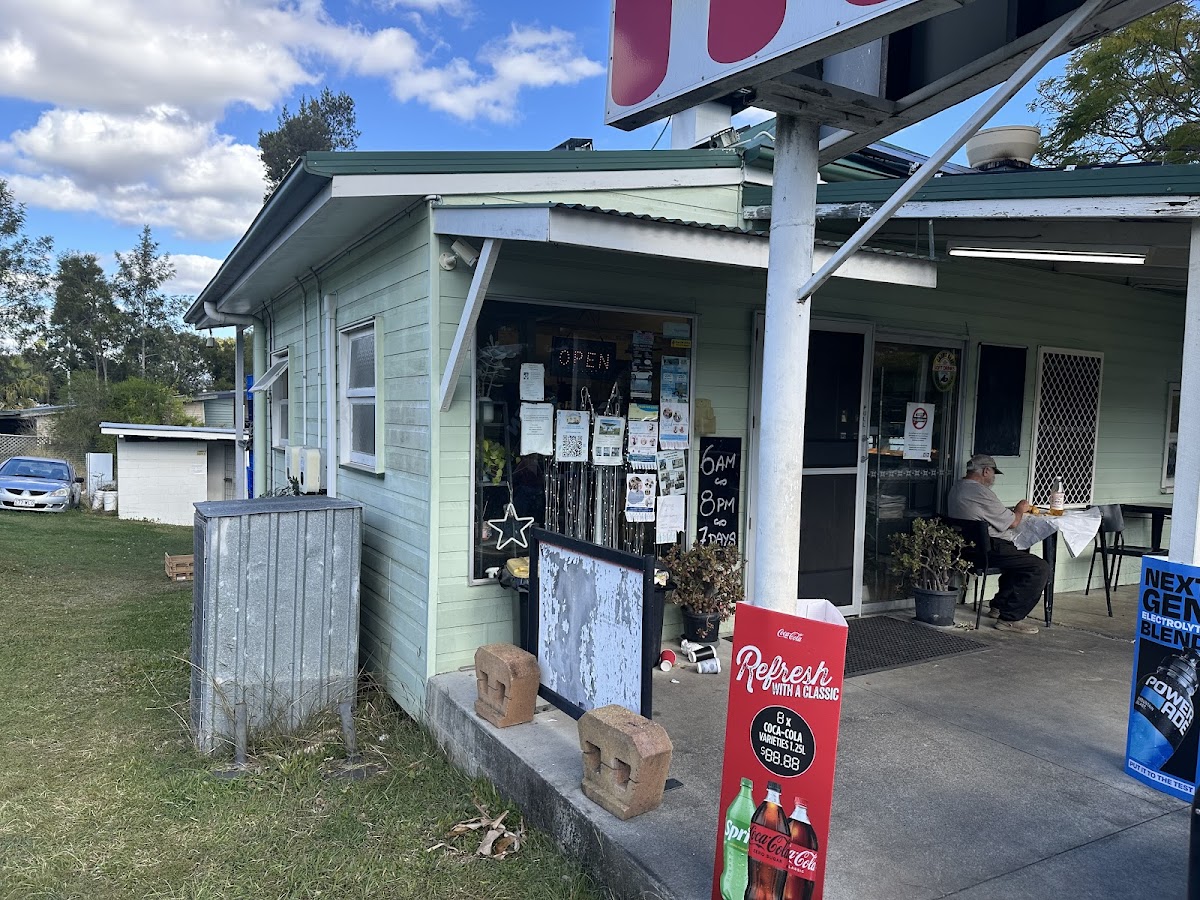 Scenic Milk Bar - Photo 2