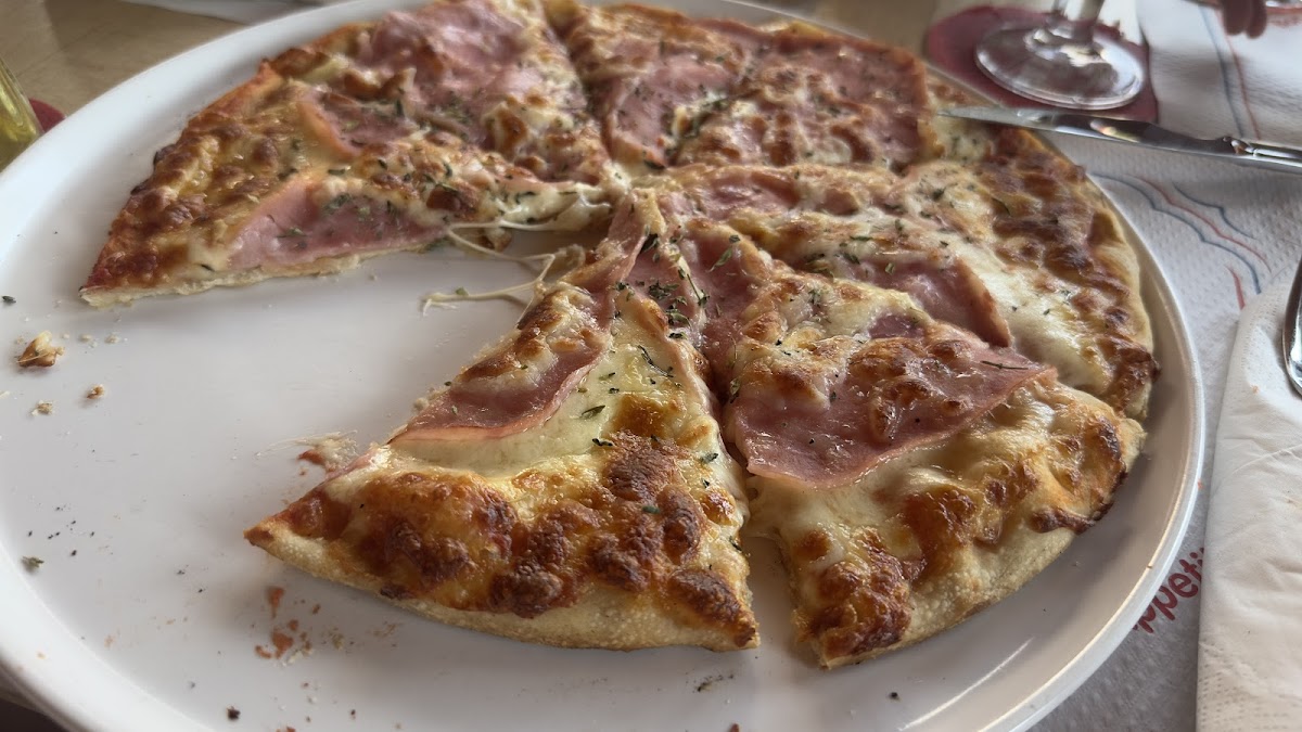 Pizzeria Alhambra - Photo 3