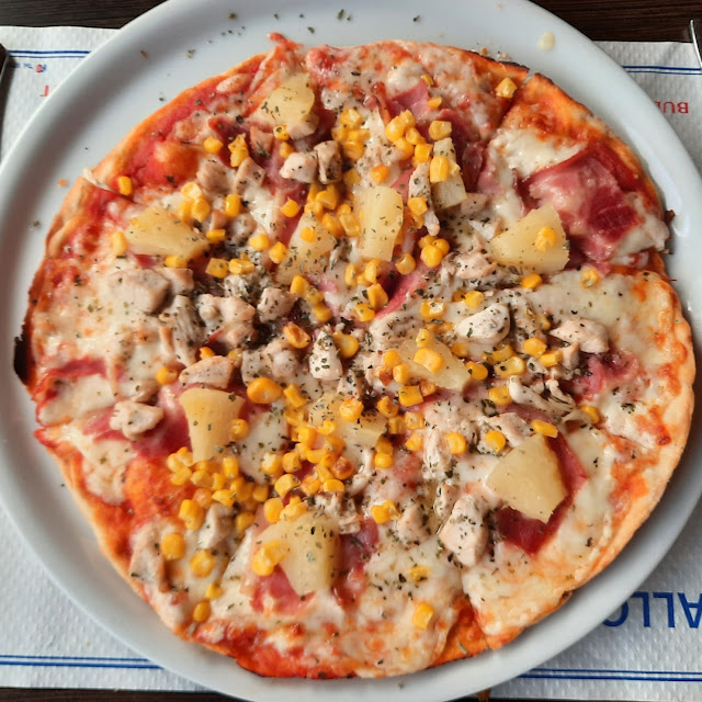 Pizza Hawaii