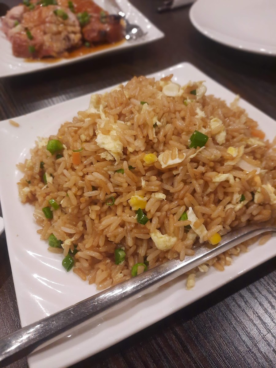 De One Chinese Cuisine - Photo 7