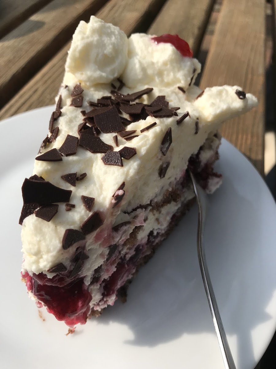 Waldcafe Inh. Hannelore Wilmering - Photo 6