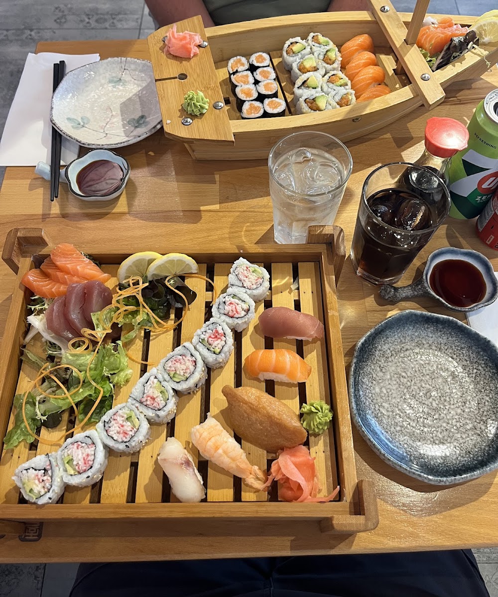 Senbazuru Izakaya - Photo 3