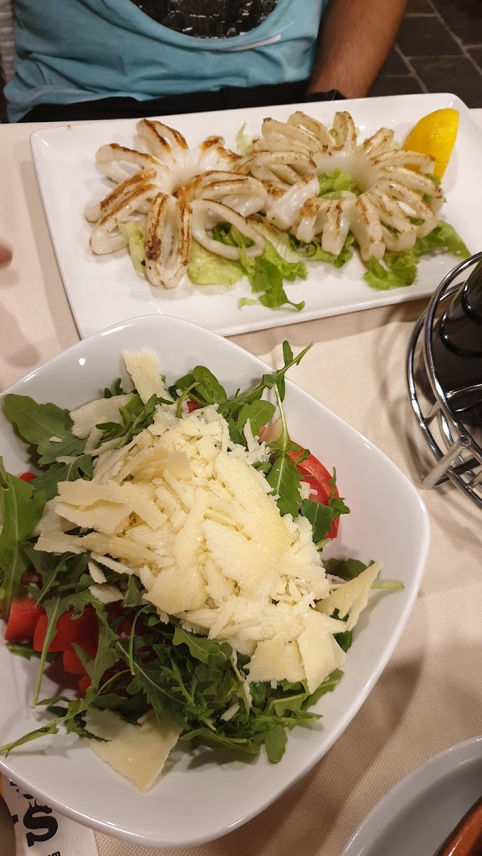 Cozzeria .com - Mussels & More - Photo 7