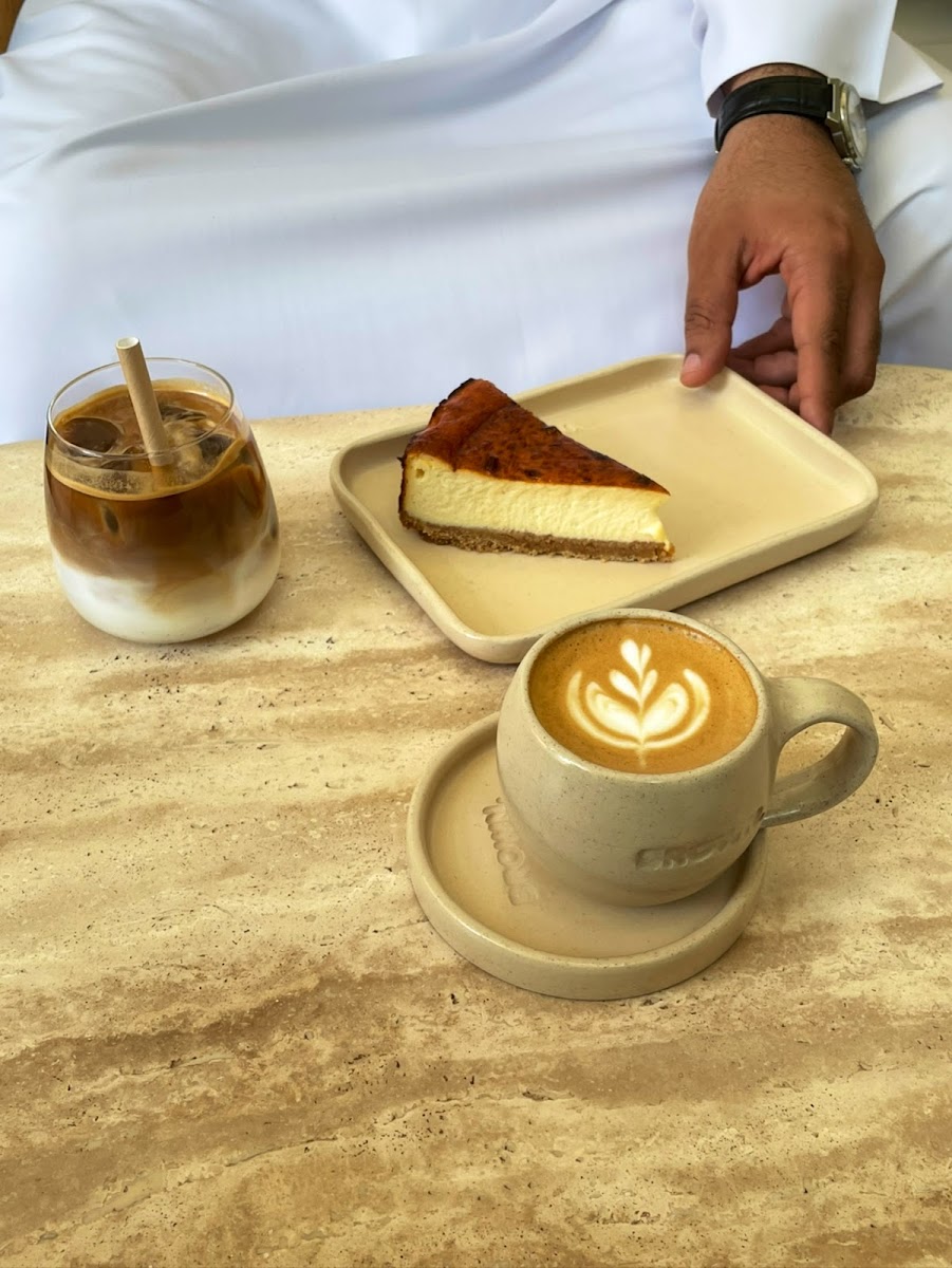 Brown Cafe | West Walk - Photo 9