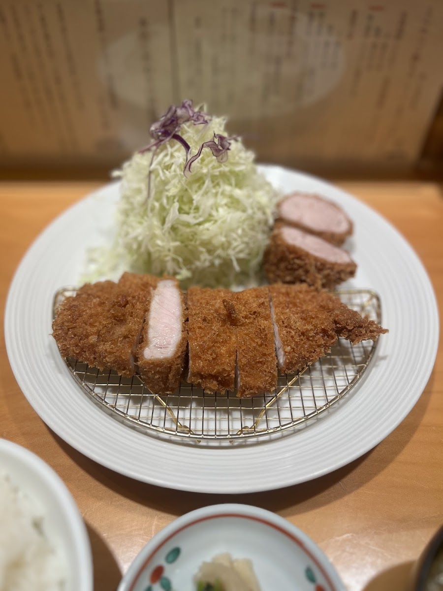 Tonkatsu Hajime Nihonbashi - Photo 4
