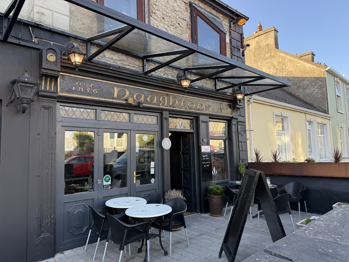 Naughton's Bar
