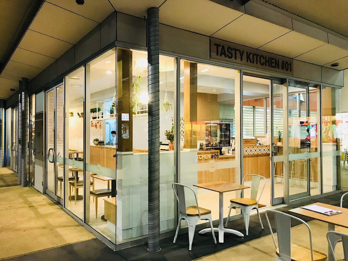 Tasty Kitchen #01- Asian Fusion Restaurant & Cafe