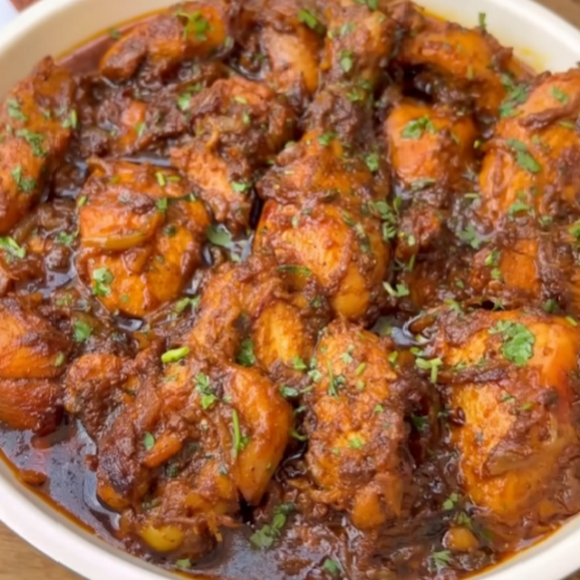 Chicken Bhuna Masala - Half kg Chicken