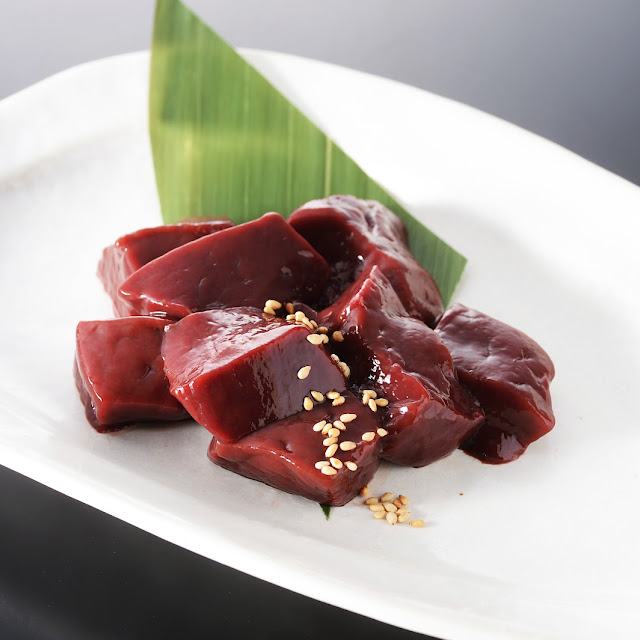 厚切り新鮮 牛レバー