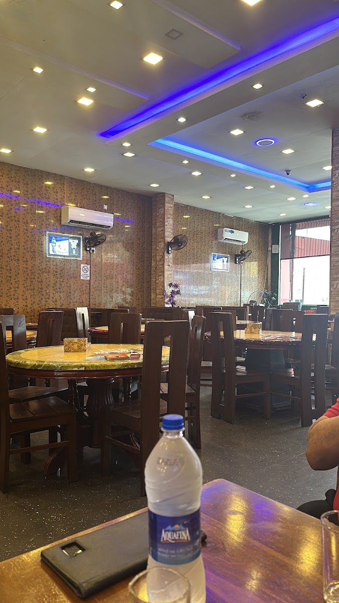 Elite Indian Restaurant - Photo 3