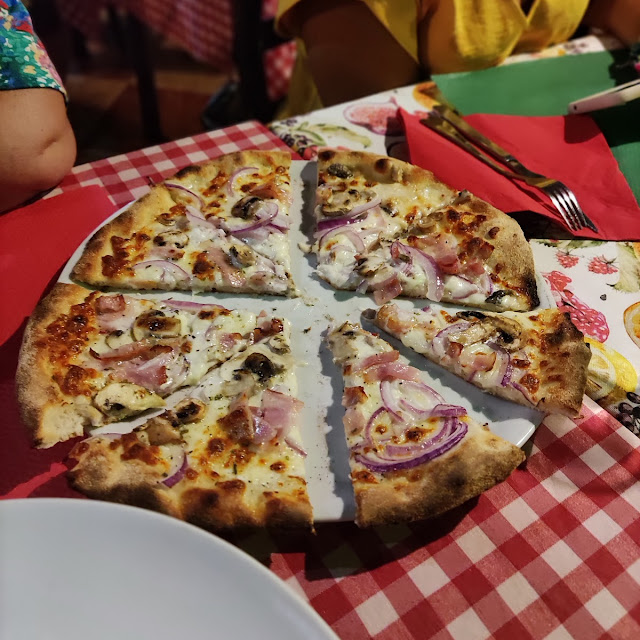 Pizza Carbonara