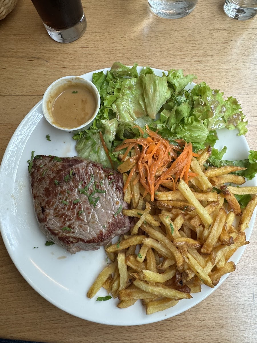 Bistro K - Photo 2
