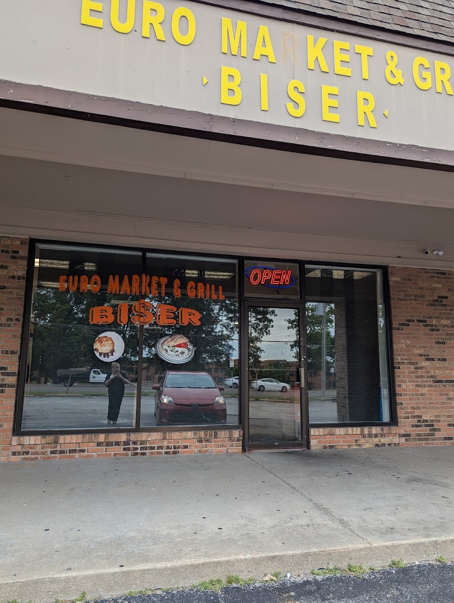Euro Market & Grill LLC - Photo 3