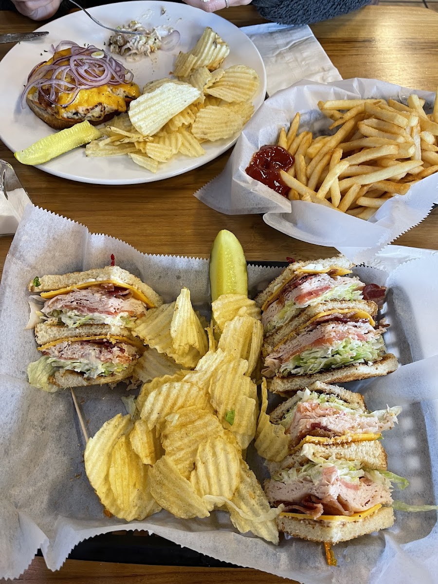 Southside Grille & Deli - Photo 2