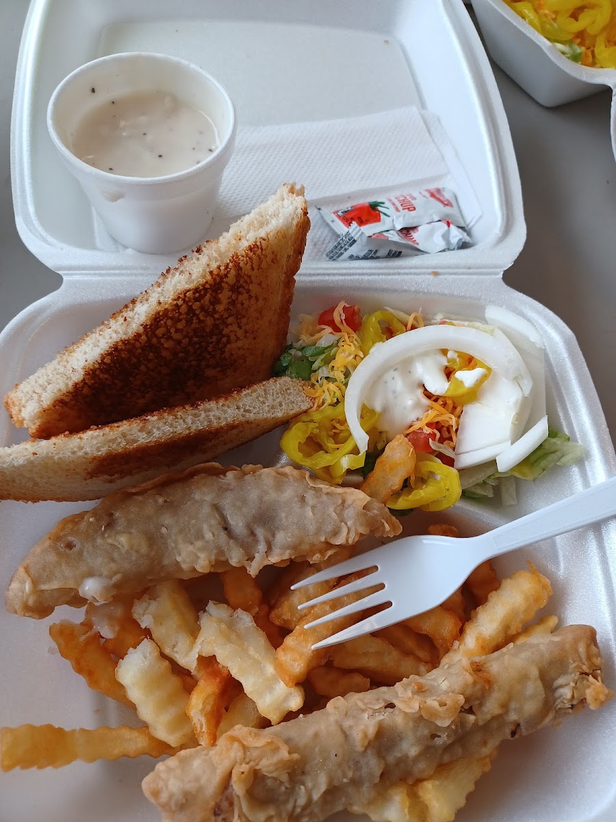 Dairy King - 910 Elm St - Photo 4