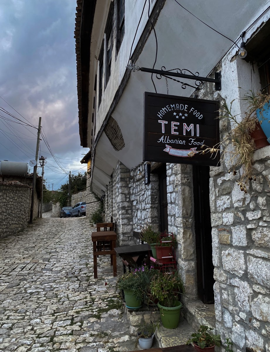 Temi Albanian Food - Photo 3