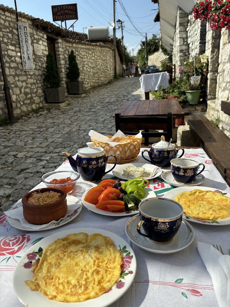 Temi Albanian Food - Photo 4