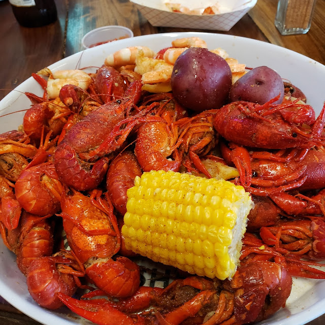 3 lbs Crawfish with Potatoes and Corn