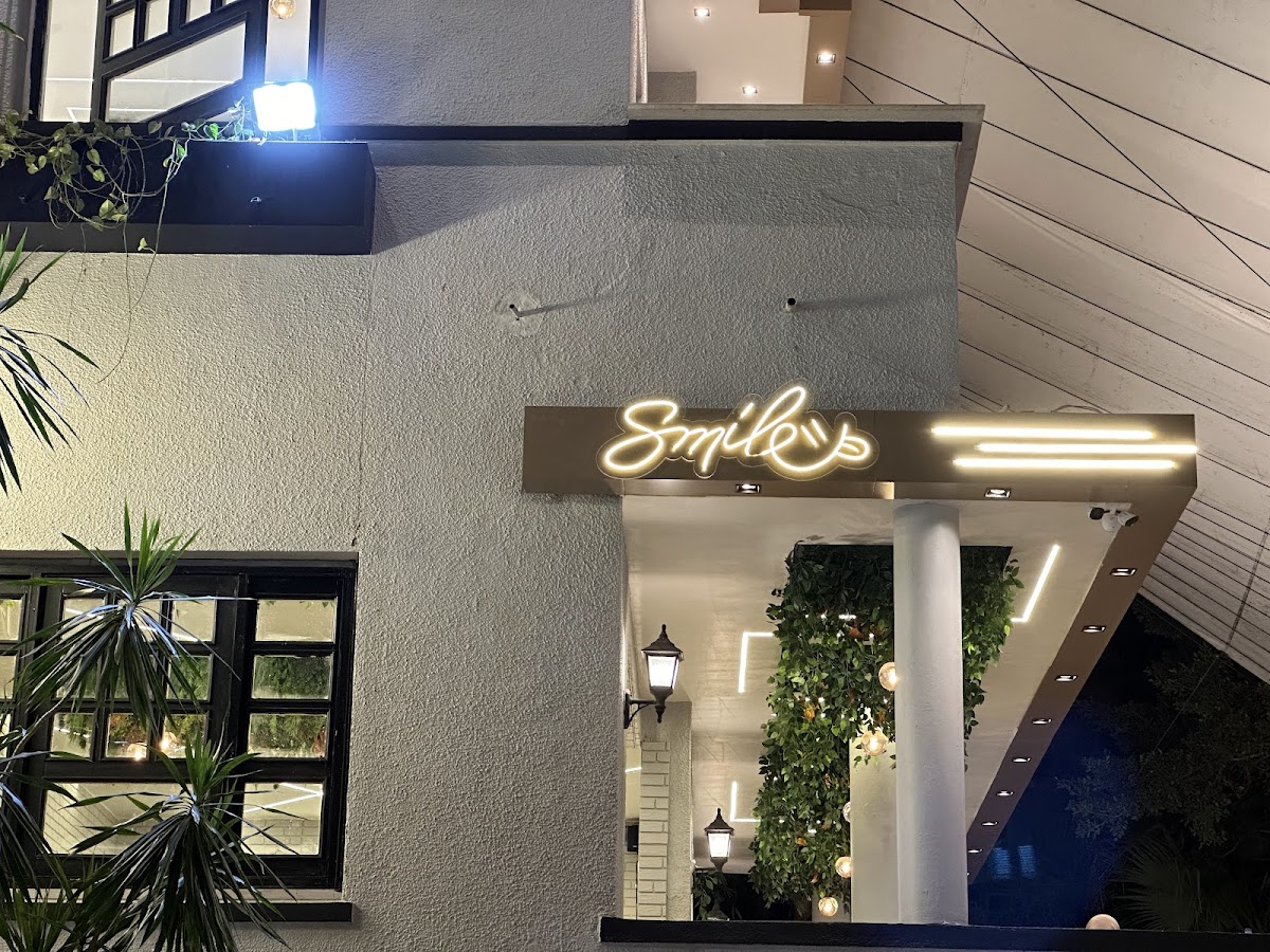 Smile Cafe - Sidi Gaber