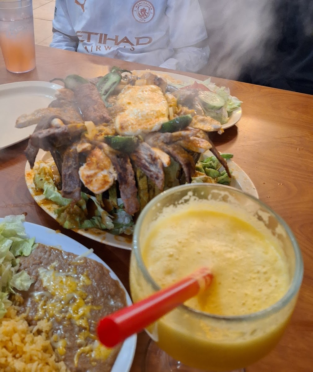 Gabriel's Burgers - Photo 8