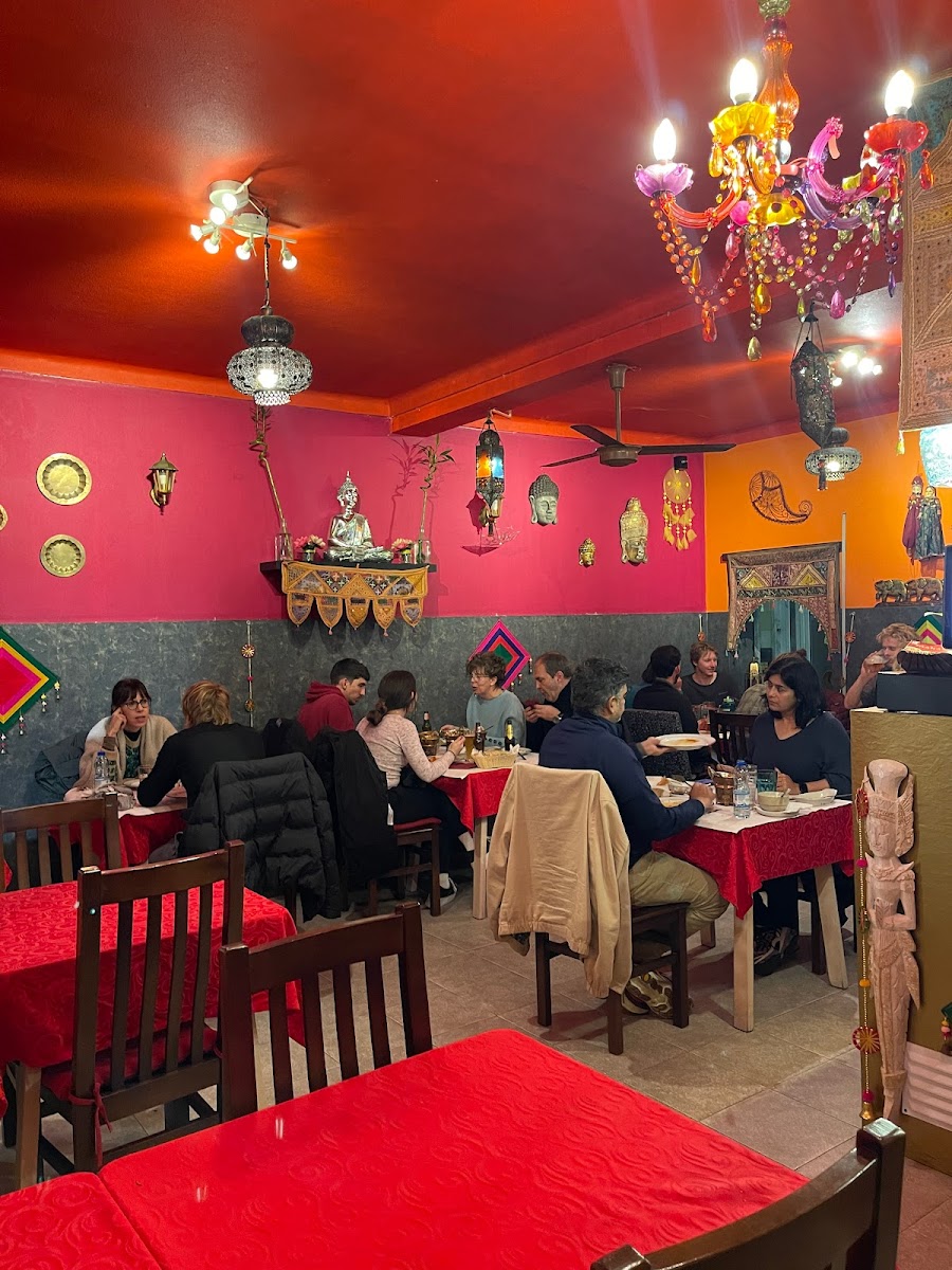 Maharaja indian Restaurante - 2450-190 Nazaré