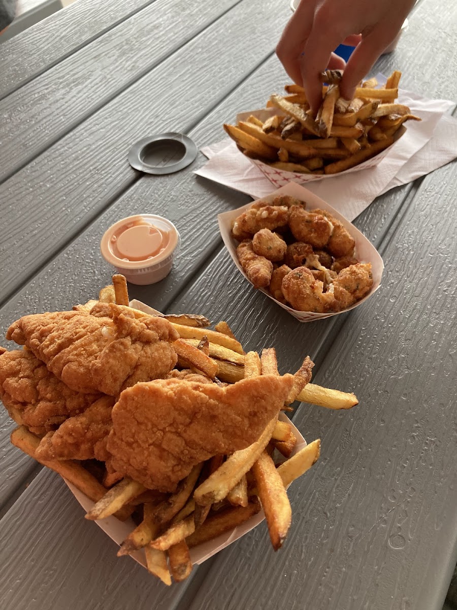 The Burger Barn - 28 N Bear Lake Blvd - Photo 9