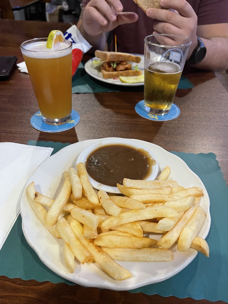 Fattie's Bar & Grill - Photo 1