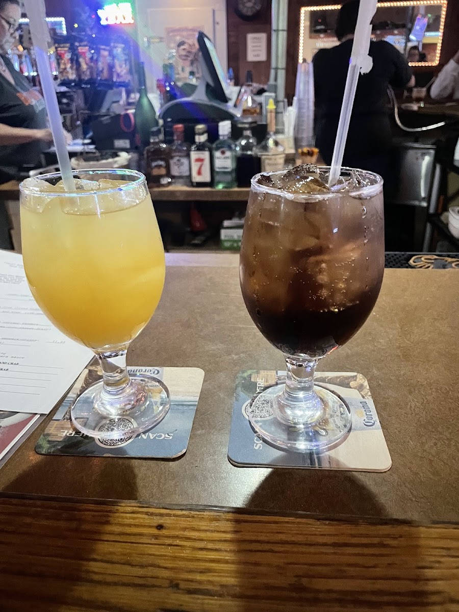 Fattie's Bar & Grill - Photo 5
