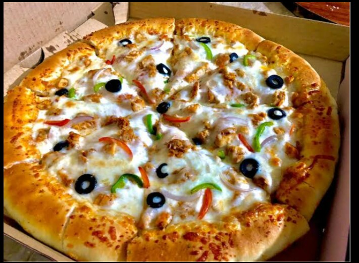 Mr. Pizza - Liaquat Road - Photo 8