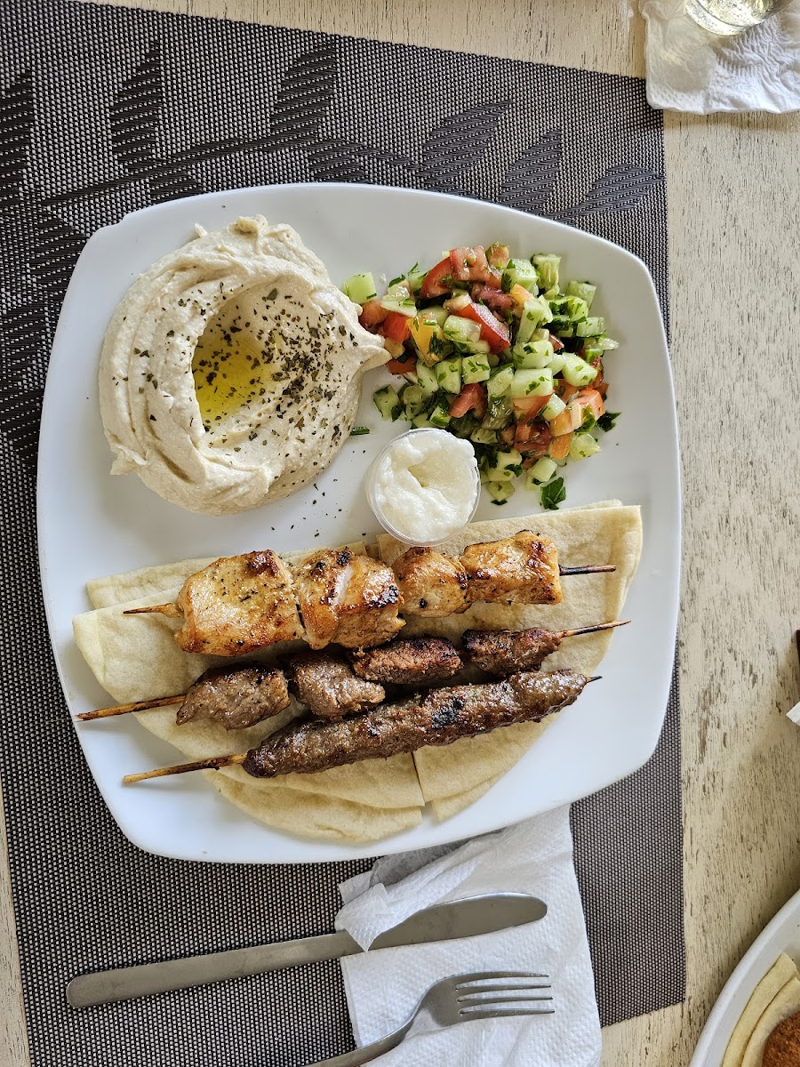 Cedar Grill - Belmopan - Photo 3