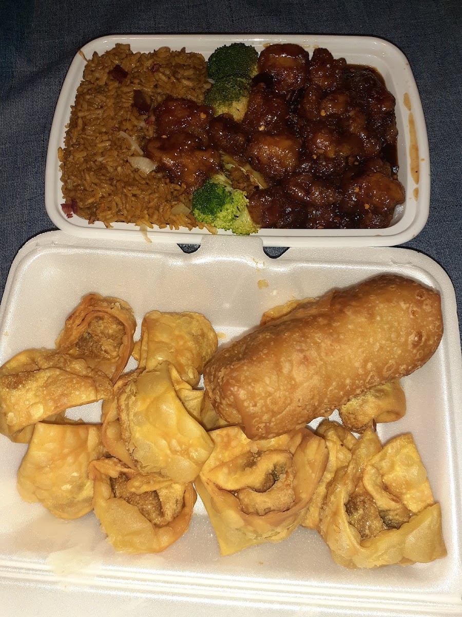 Mandarin Garden 京華園 - 555 Chalkstone Ave - Photo 7