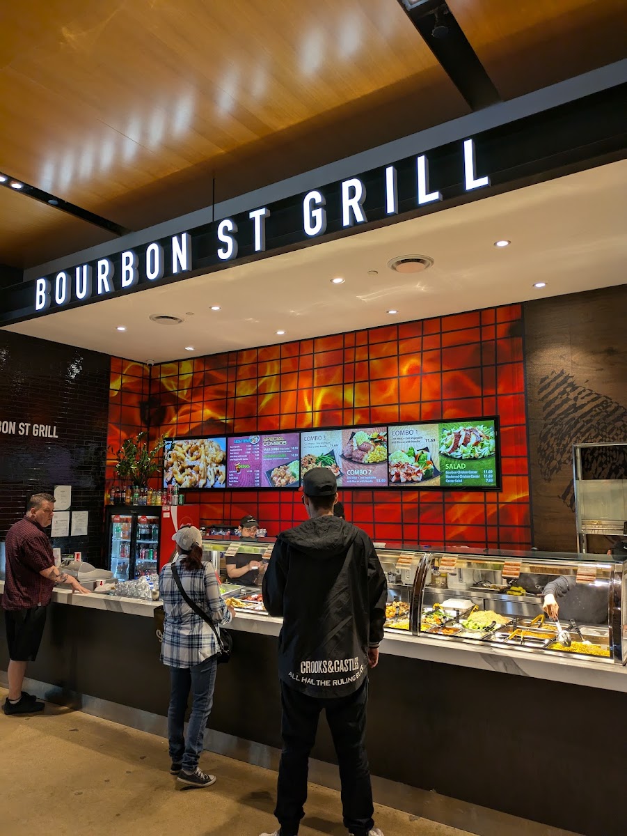 Bourbon St Grill - Photo 2