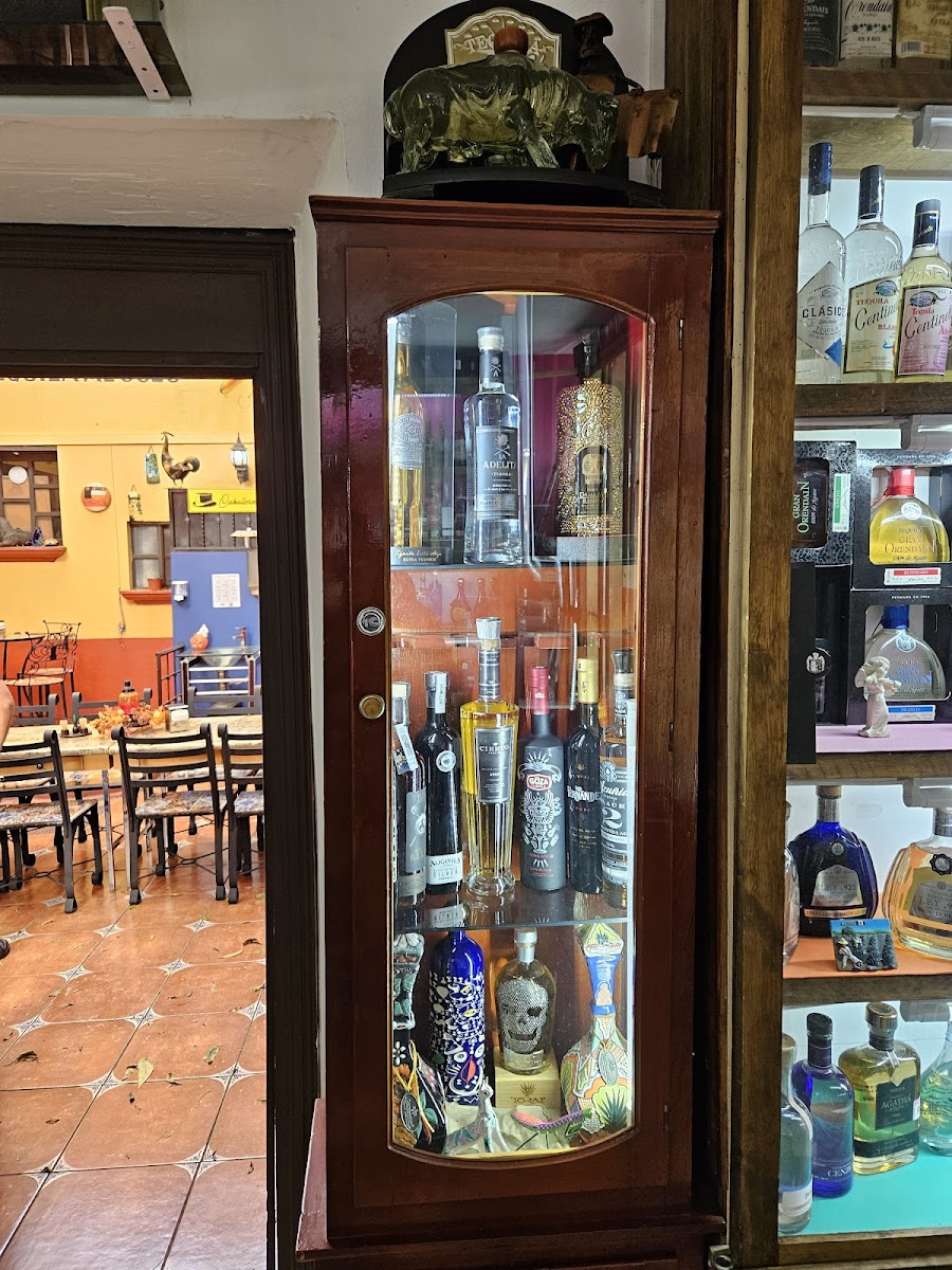 Restaurante La Casa Del Tequila - Photo 3