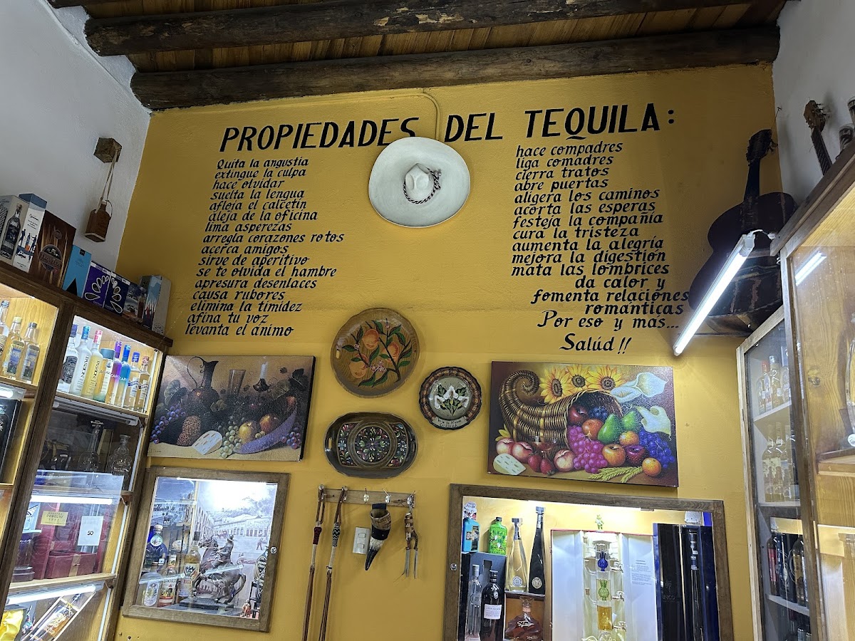 Restaurante La Casa Del Tequila - Photo 4