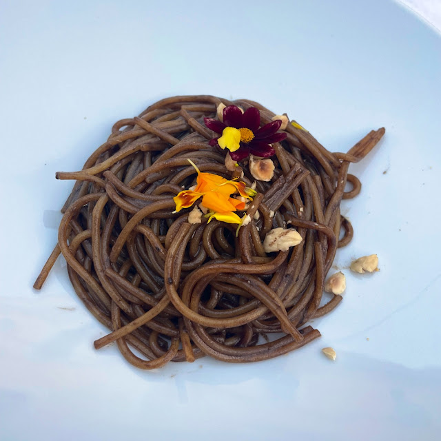 Spaghetti with Black